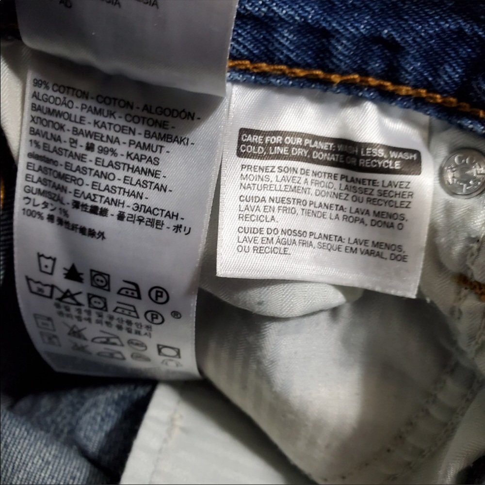 Levi's Wedgie High Rise Denim Shorts - Picture 8 of 9